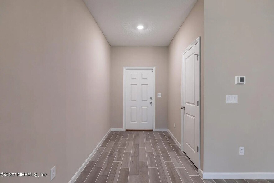 Building Photo - 2643 Sandy Dune Dr