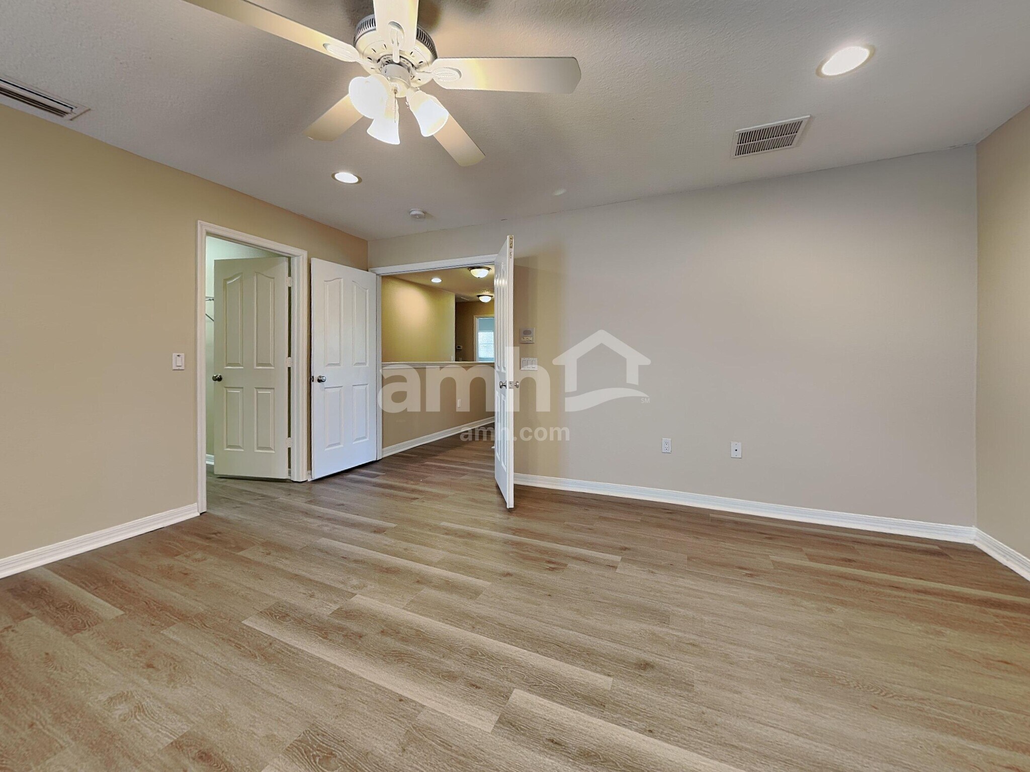 Building Photo - 9124 Gablewood Pl