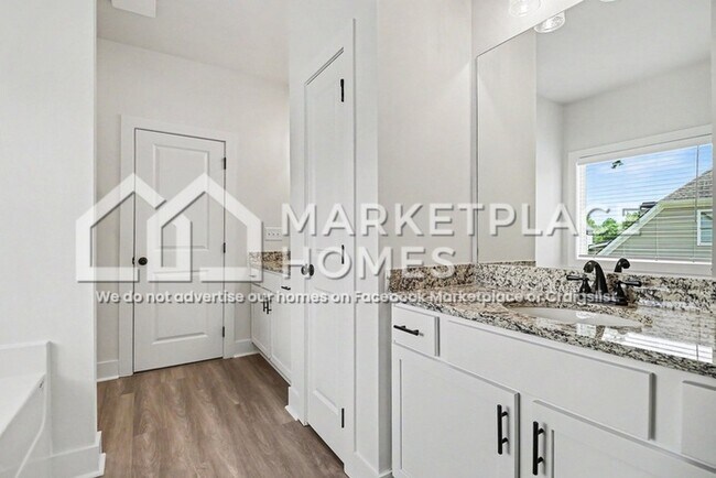 Building Photo - 4526 Highland Gate Pkwy