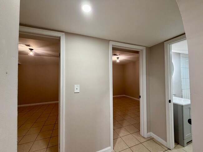 Building Photo - 169-171 Osborne Terrace