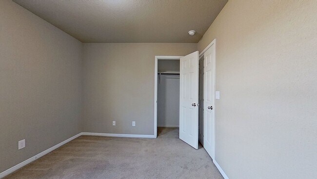 Building Photo - NO JUNE RENT + $1,395 RENT DUPLEX IN HARKER HEIGHTS!