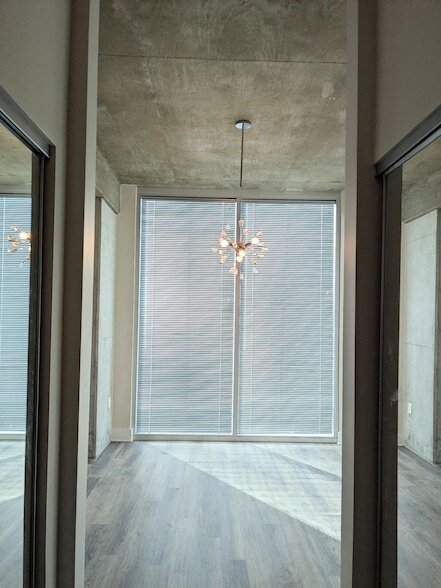 Building Photo - 415 Church St