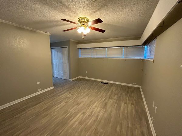 Building Photo - Lenoir City 3bd/2.5ba brick ranch with lar...
