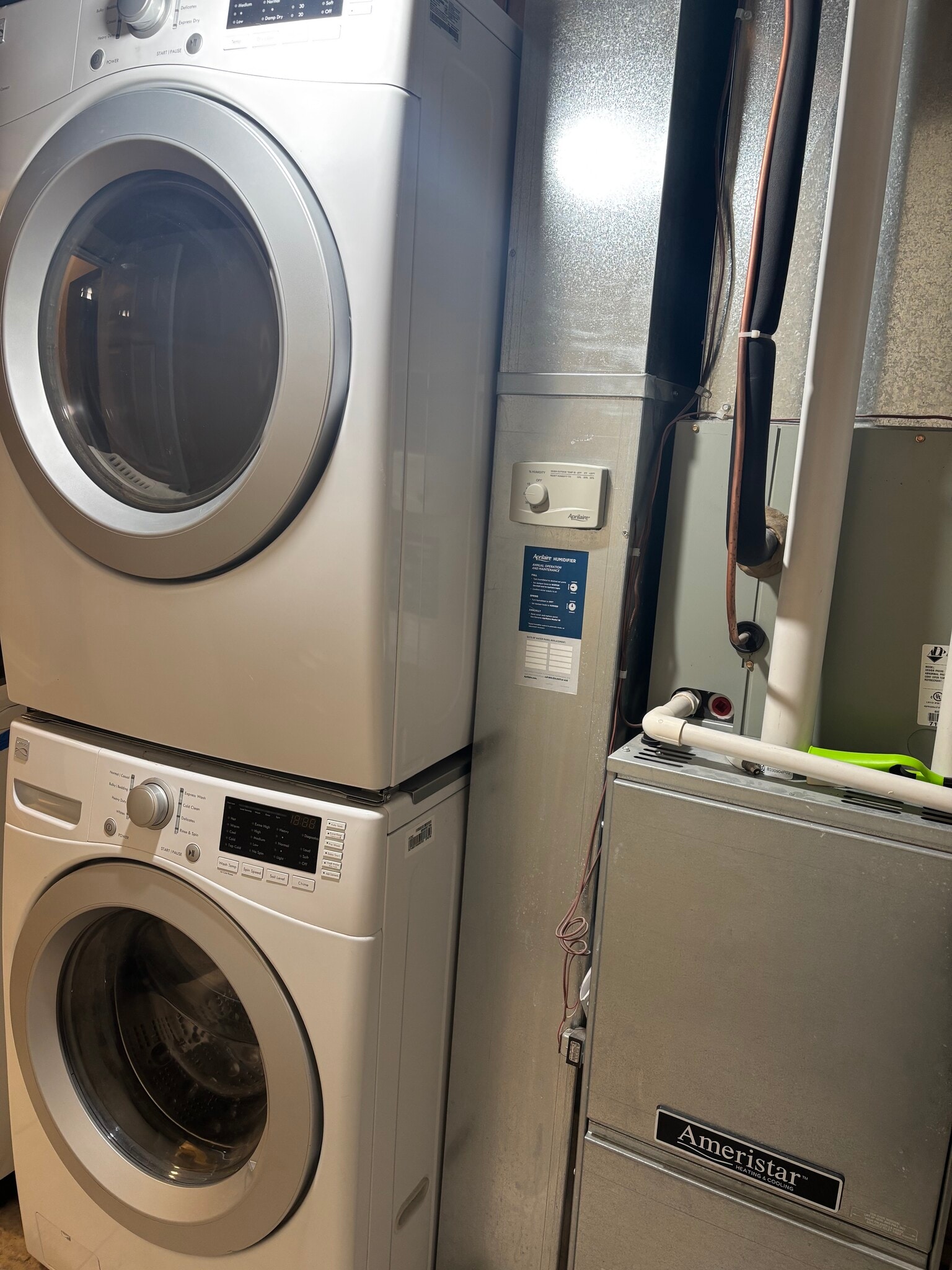 Building Photo - 1741 W 18th Pl