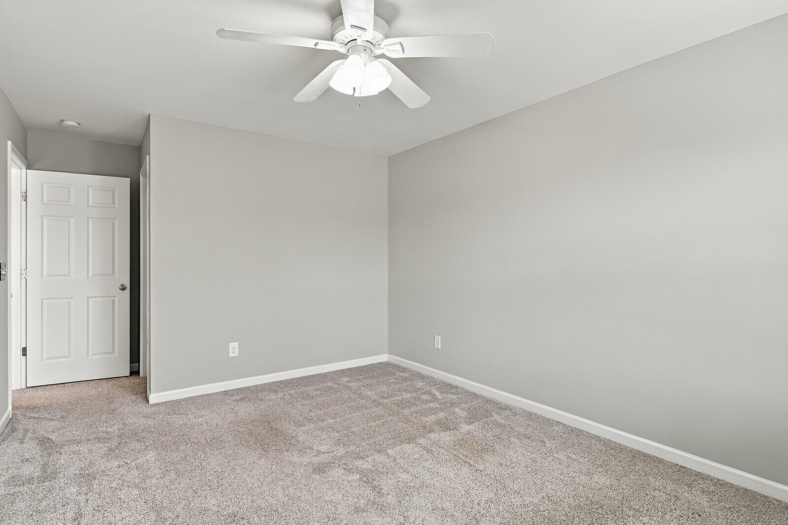 Building Photo - 132 Slaters Dr