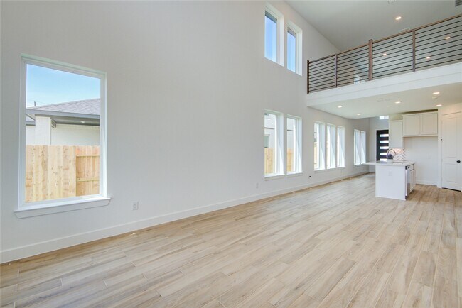 Building Photo - 21803 Fitzroy Mnr Ln