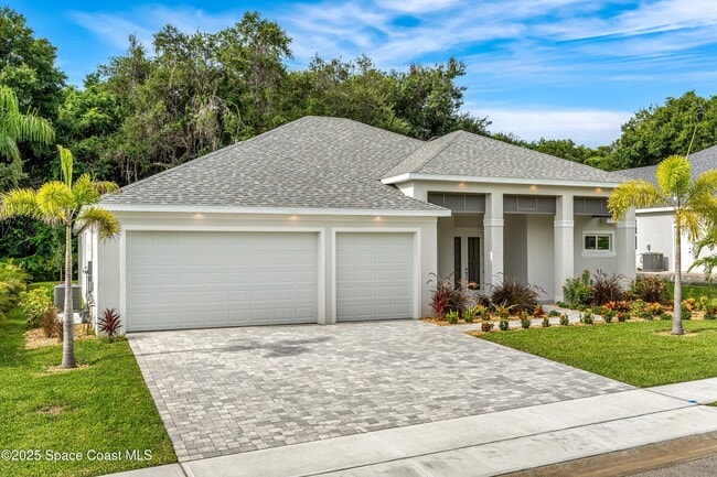 Building Photo - 35 Loch Ness Dr