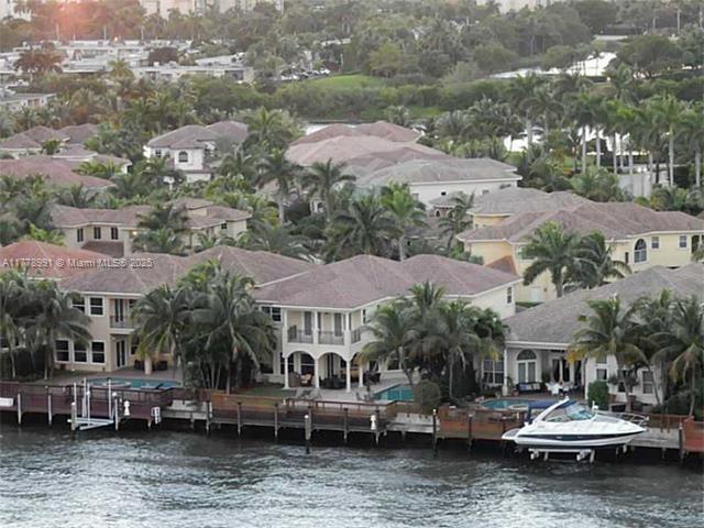 Building Photo - 2101 S Ocean Dr