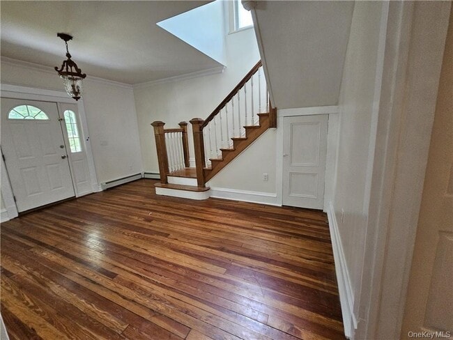 Building Photo - 665 NY-32