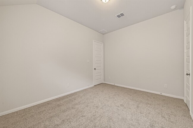 Building Photo - 6123 Severson Lake Ct