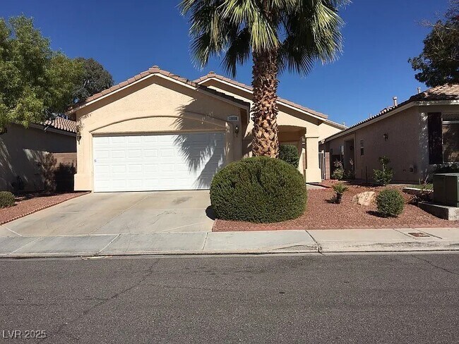 Primary Photo - 1058 Warm Canyon Way