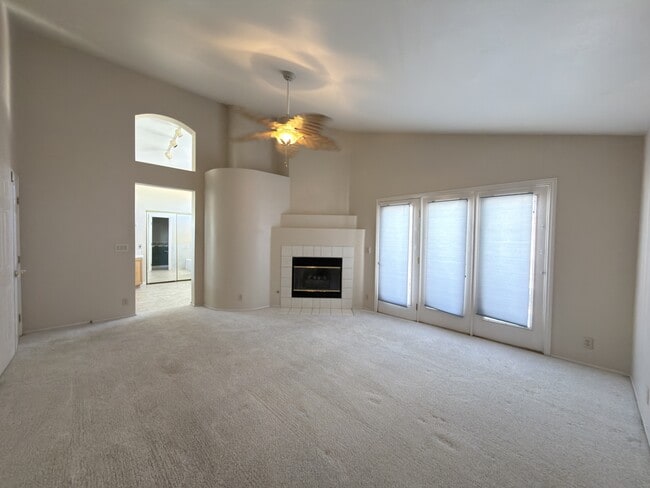 Building Photo - 7620 Marluna Ct