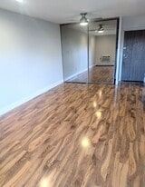 Building Photo - 4110 Hale Pky