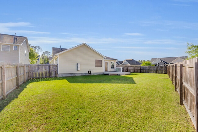 Building Photo - 201 Quincy Ct