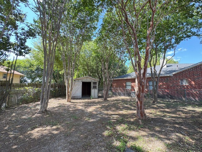 Building Photo - Cozy Living Near Rockwall Lake
