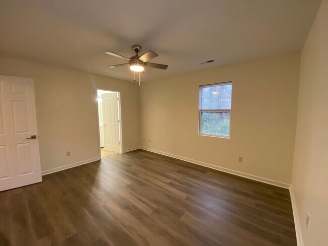 Building Photo - 5140 Greenville Loop Rd