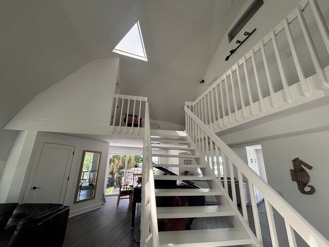 Building Photo - 12221 Boat Shell Dr