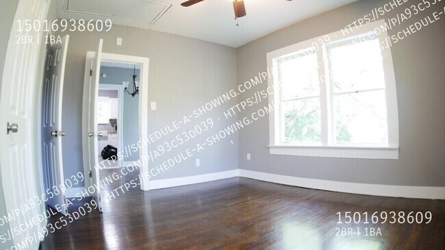 Building Photo - 2707 Truxillo St