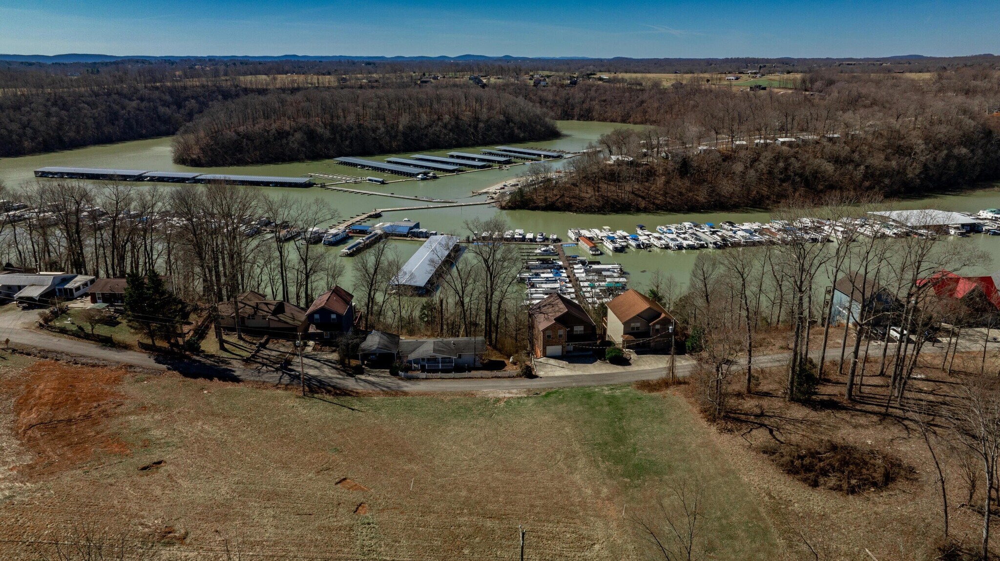 Building Photo - 949 Hideaway Dr