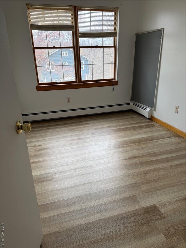 Building Photo - 9 Willard Pl