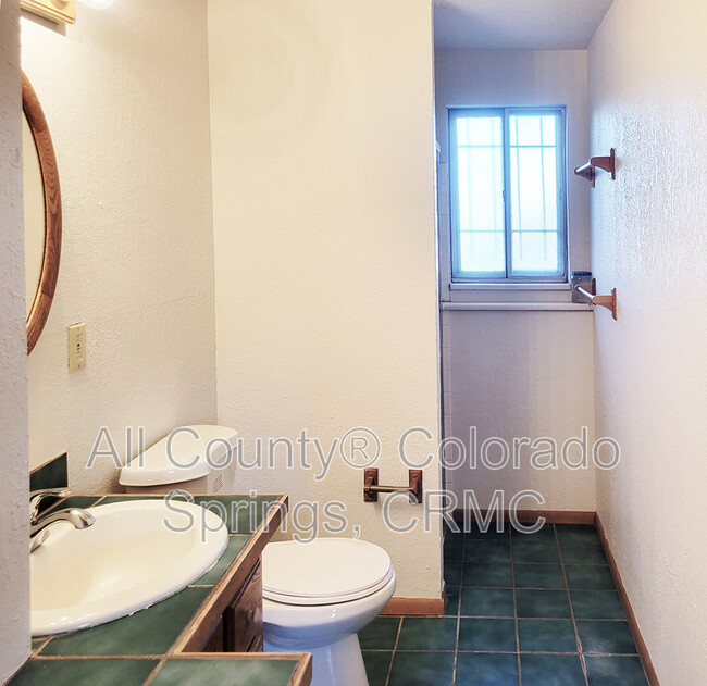 Building Photo - 1237 Chiricahua Dr