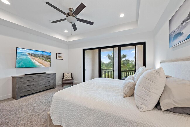 Building Photo - 12514 Gross Pointe Dr