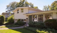 Building Photo - 440 Sheryl Ln