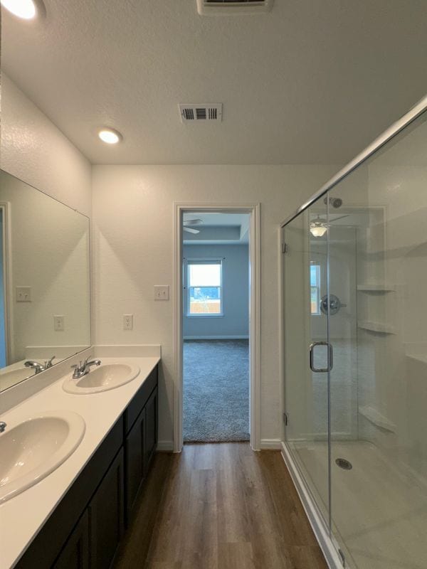 Building Photo - 11131 Hollinger Cir