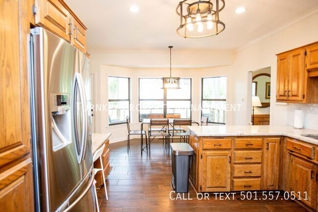 Building Photo - 14205 Longtree Dr