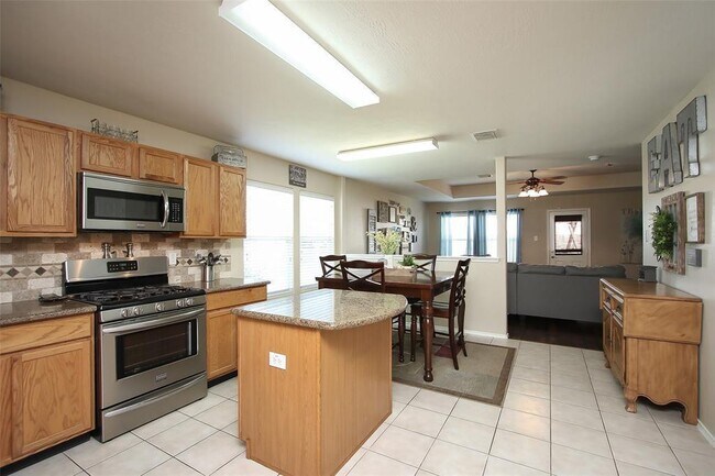 Building Photo - 21646 Sunrise Brook Ln