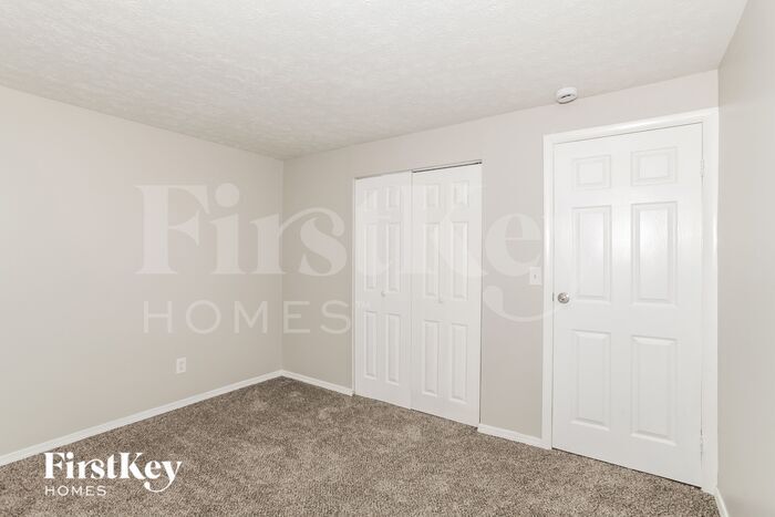 Building Photo - 10282 Chippenham Ct