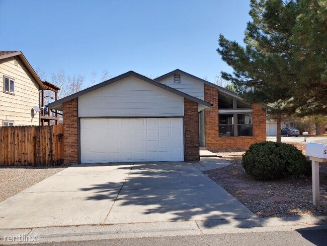 Primary Photo - 5 br, 3 bath House - 596 Creekside Ct