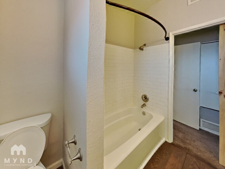 Building Photo - 5171 W Wood Owl Dr