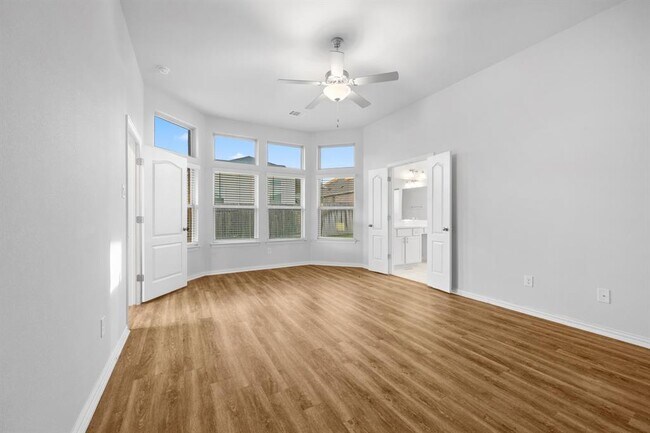 Building Photo - 117 Switch Bud Dr