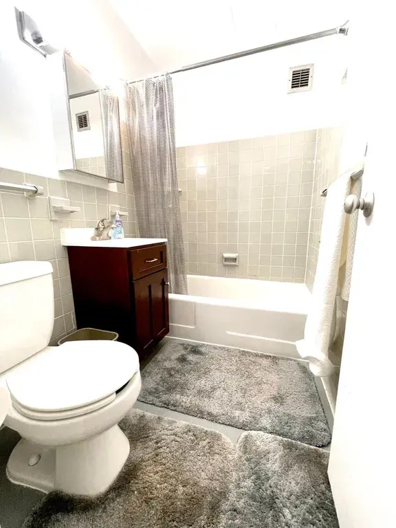 Bathroom - 1121 Arlington Blvd