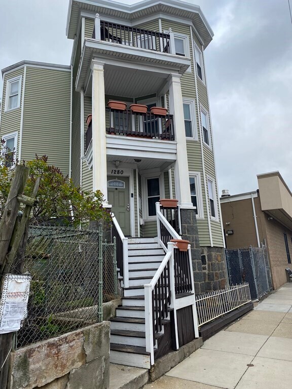 Building Photo - 1277 Massachusetts Ave