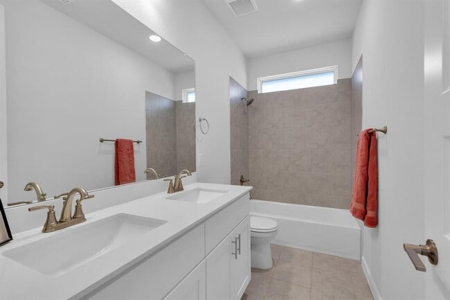 Building Photo - 3615 Twin Glades Pass