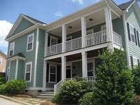 Building Photo - 3 bedroom 3 bath home in downtown Columbia with private serene patio