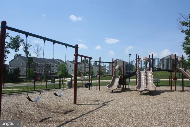 Building Photo - 11845 Lake Baldwin Dr
