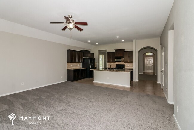 Building Photo - Spacious Brick-Facing Home