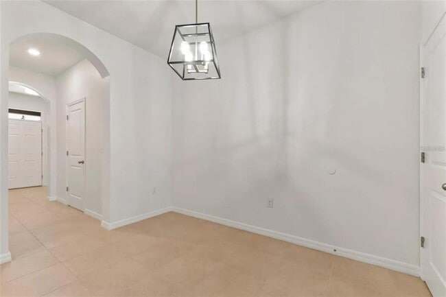 Building Photo - 2879 Suncoast Blend Dr