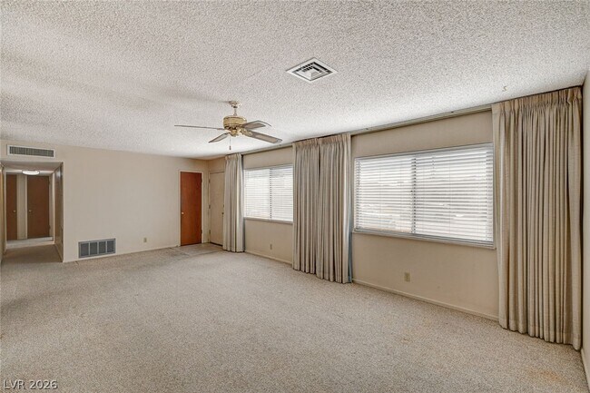 Building Photo - 6208 Casada Way