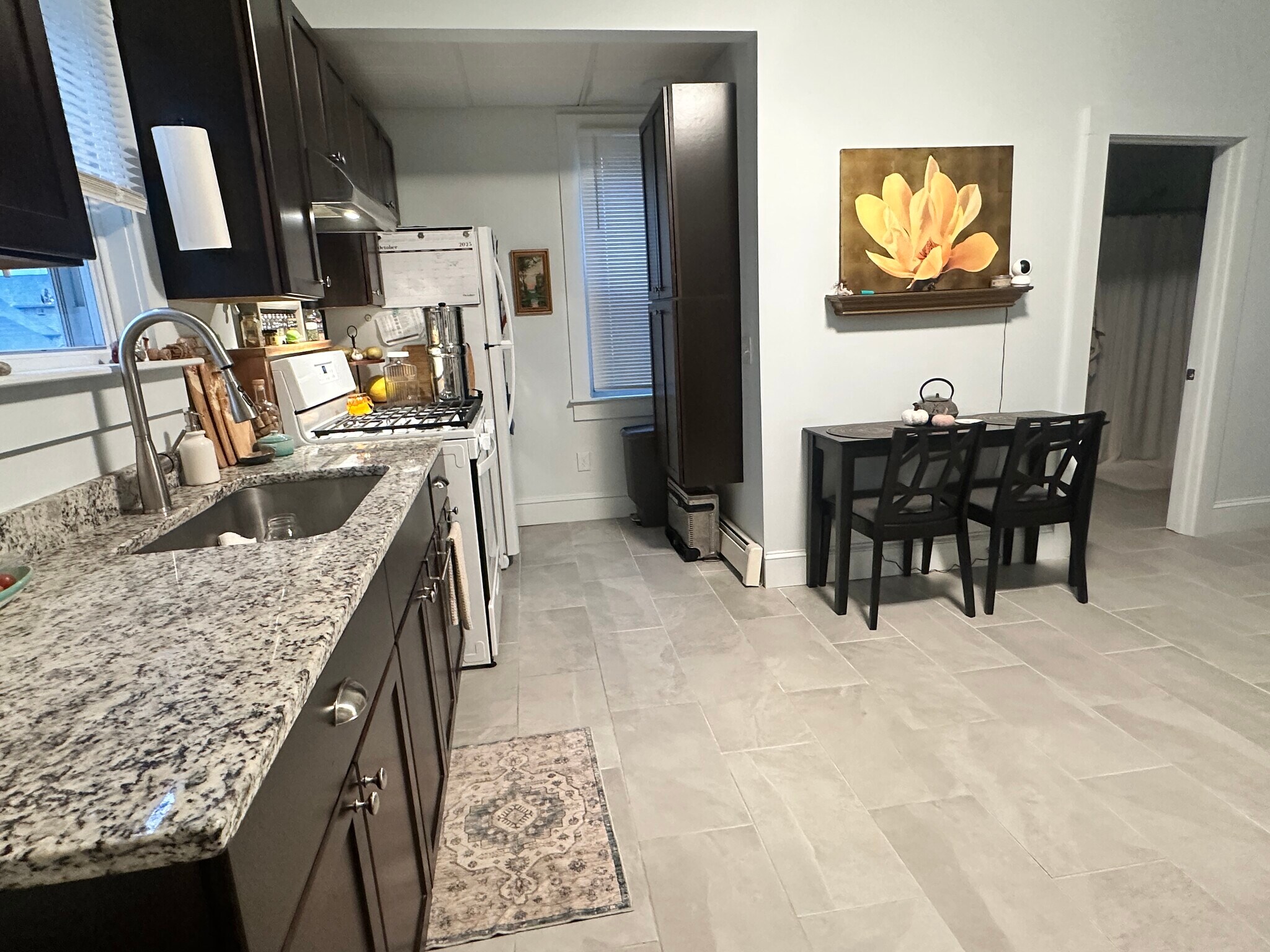 Building Photo - 85 Leonard Ave