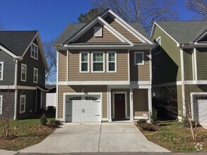 Building Photo - Detached Single Family Near Towne Center VB