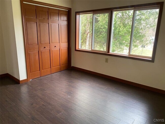 Building Photo - 41 Peat Bed Rd