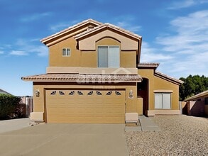 Building Photo - 8644 W Kathleen Rd