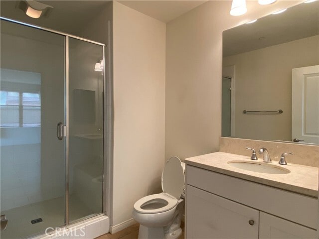Building Photo - 32 Ovation