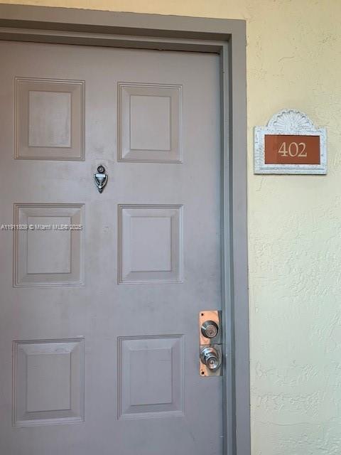 Building Photo - 8205 Lake Dr