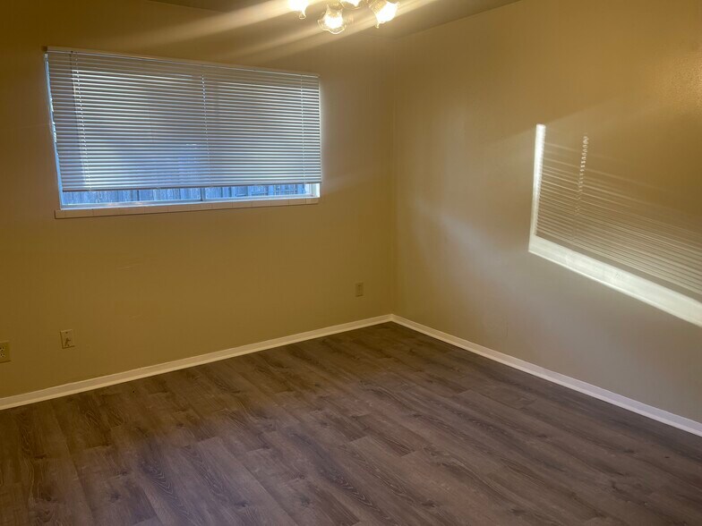 Building Photo - 1038 Beaver Bend Rd