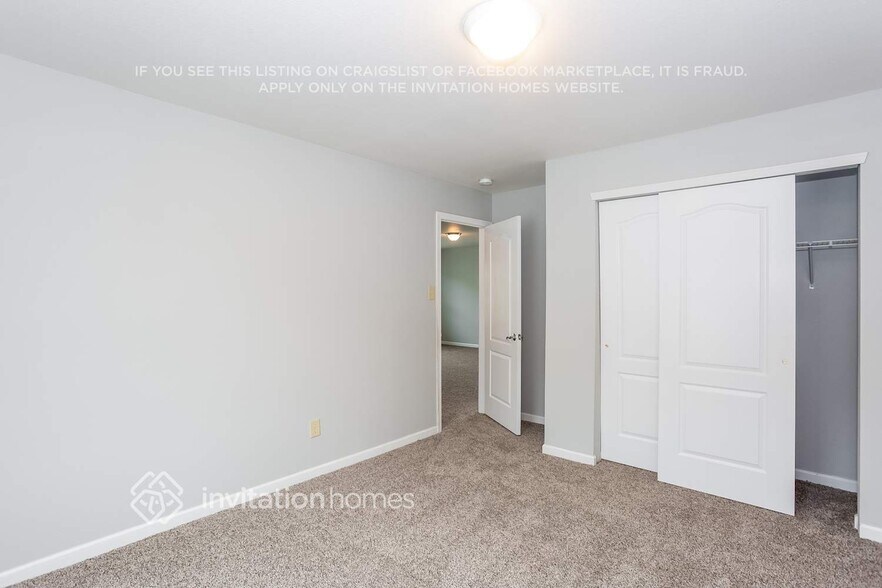 Building Photo - 952 Littleton Dr